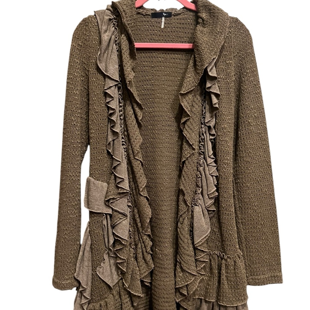 Women's Ruffled Cardigan Sweater Brown